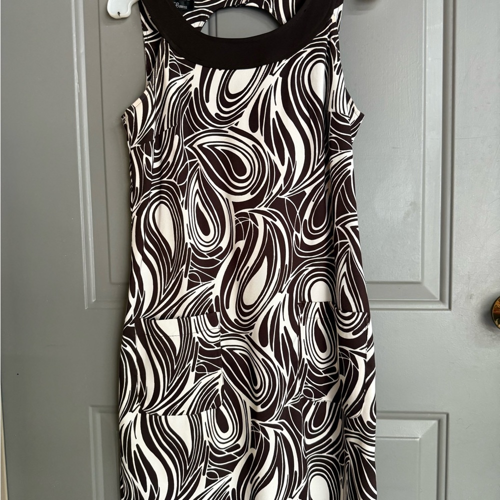 AGB Brown and White Swirl Midi Dress